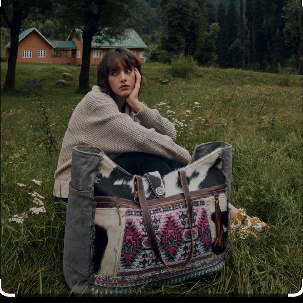 NWT Myra Mia Weekender Bag S-6146